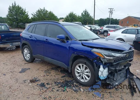 2024 Toyota Corolla Cross Le из США, поврежденный, VIN 7MUCAAAGXRV101882